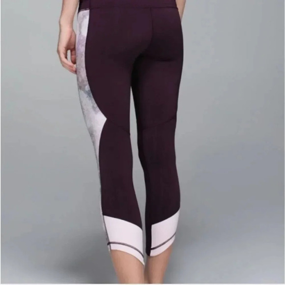 LULULEMON RETREAT 7/8ths YOGA PANTS BLACK CHERRY/SUGAR CRUSH COMBO SIZE 4 - Picture 3 of 14